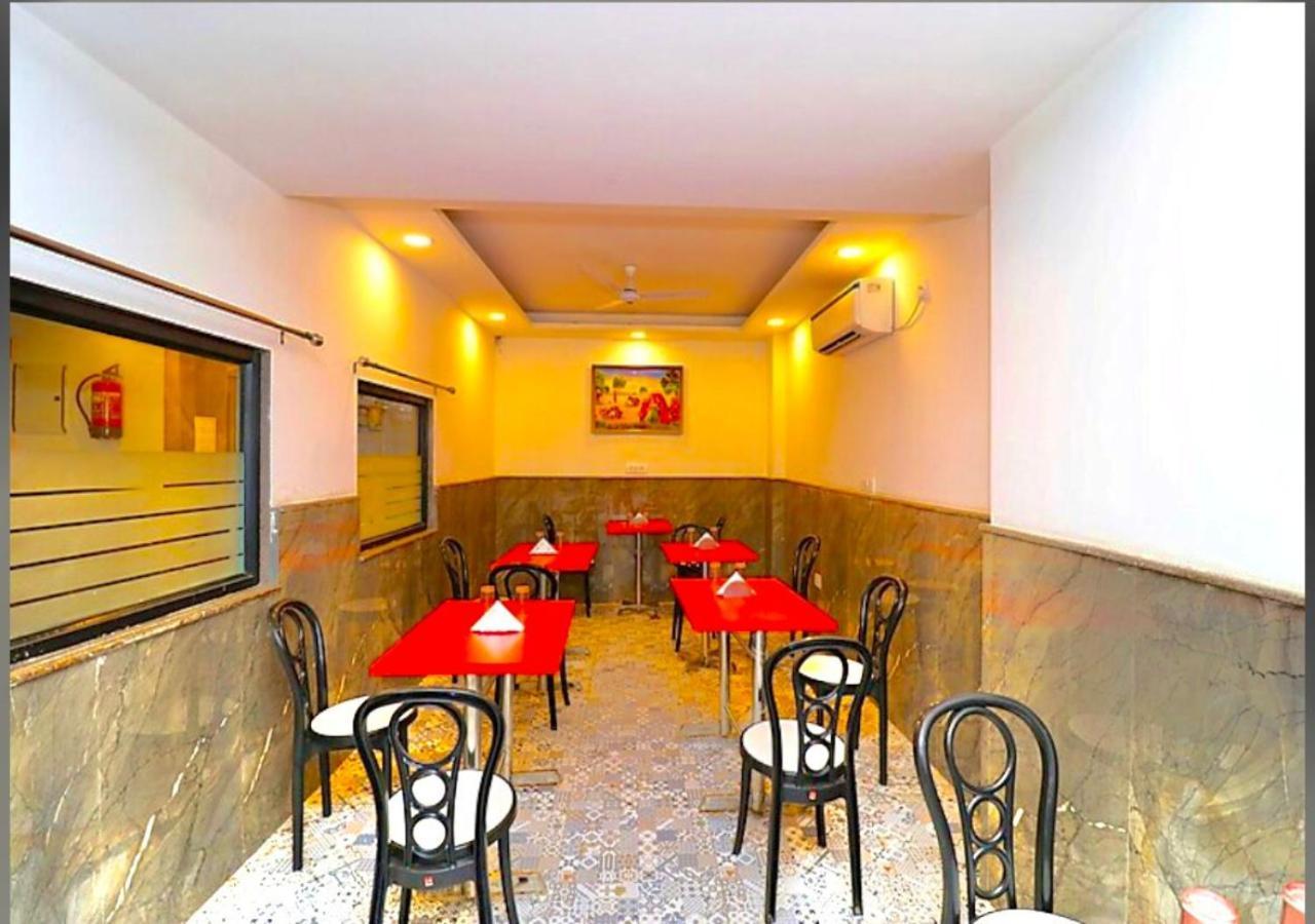 Hotel Galaxy Inn Near Delhi International Airport New Delhi Exterior photo